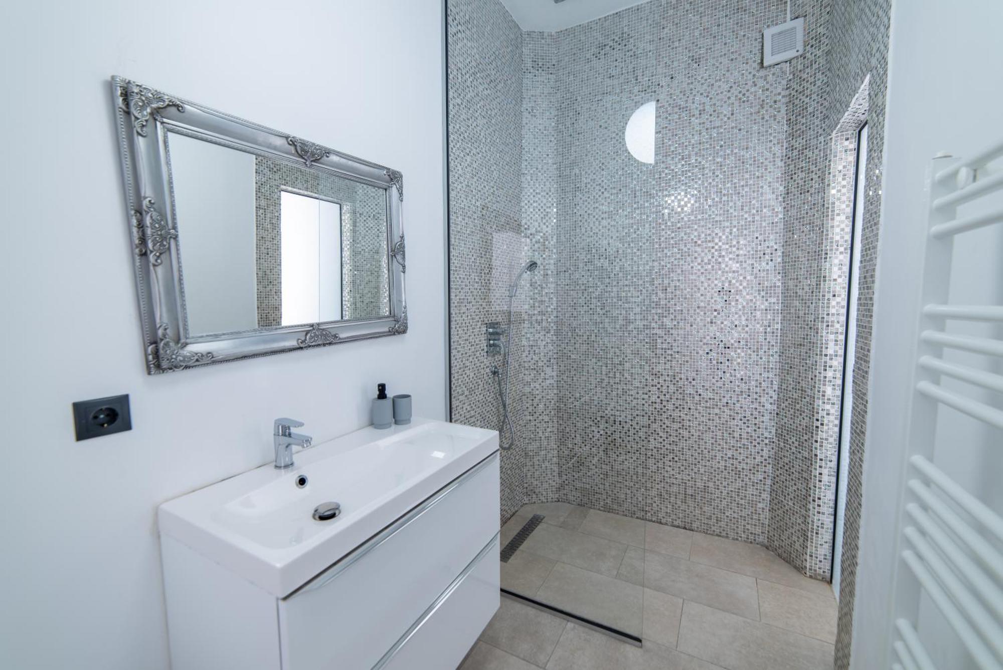Zero Hotel Cluj Napoca Bagian luar foto